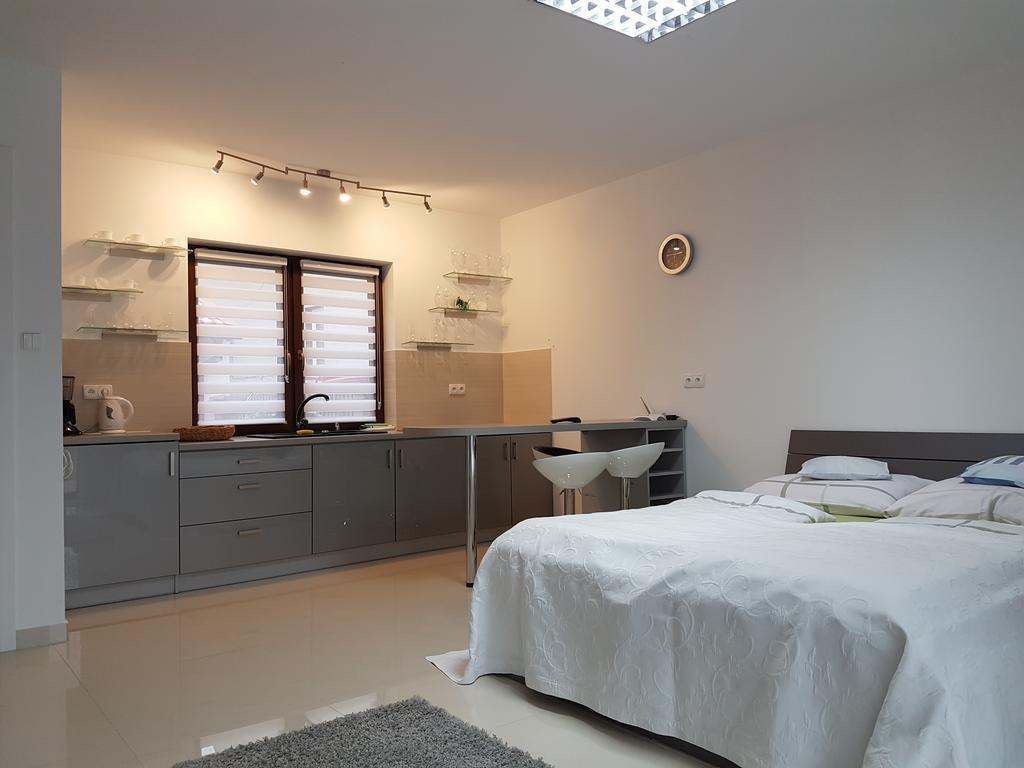 Apartamenty Kris มิโคไวกี ภายนอก รูปภาพ