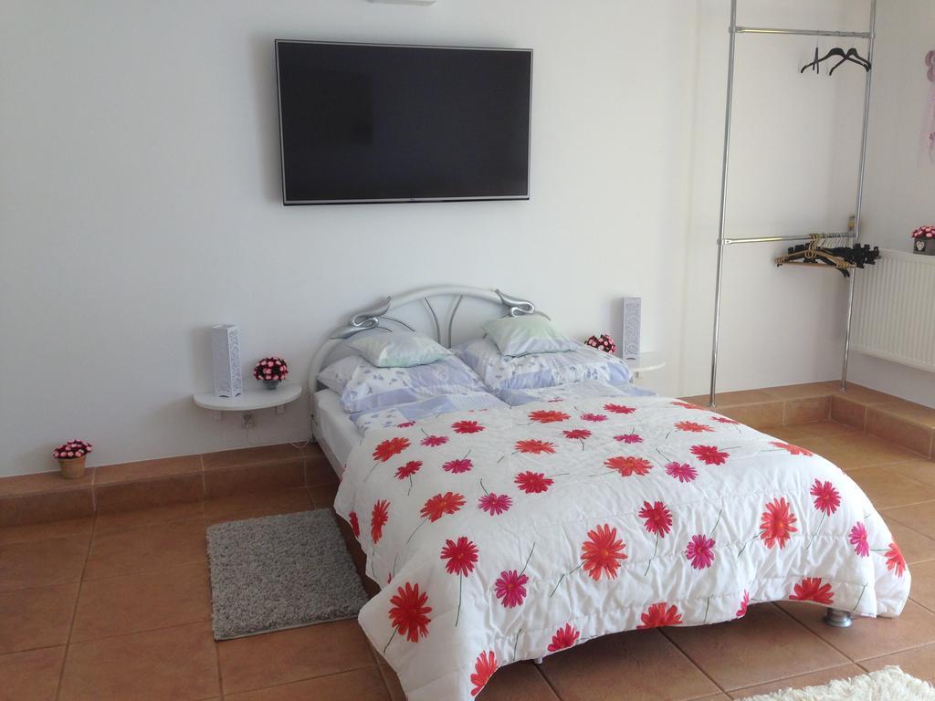 Apartamenty Kris มิโคไวกี ภายนอก รูปภาพ