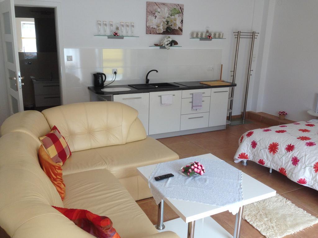 Apartamenty Kris มิโคไวกี ภายนอก รูปภาพ